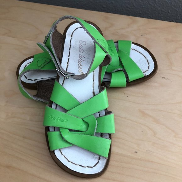 SALT WATER by Hoy Neon Green Sandals - Picture 2 of 7